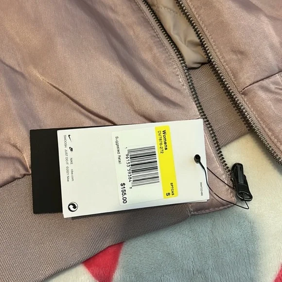 NIKE WOMEN’S REVERSIBLE VARSITY BOMBER JACKET - Picture 10 of 10